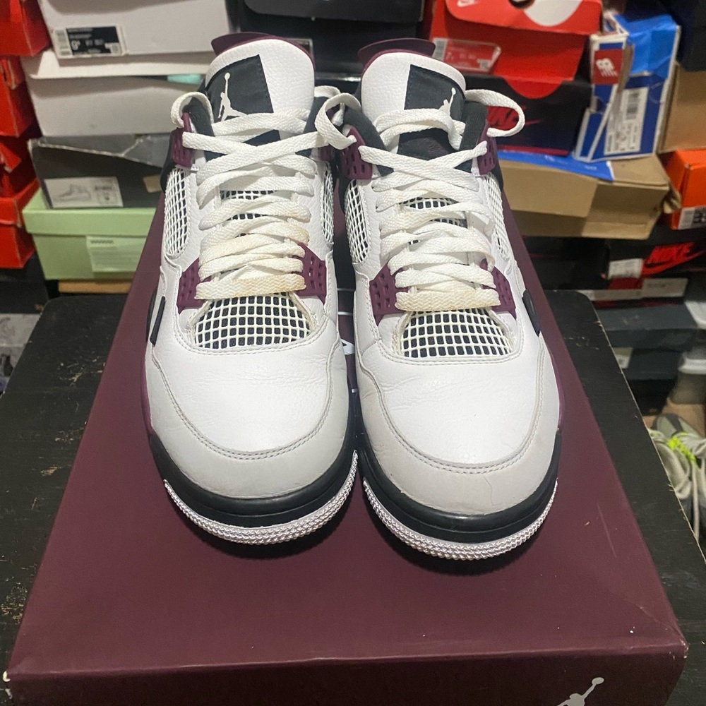 AIR JORDAN